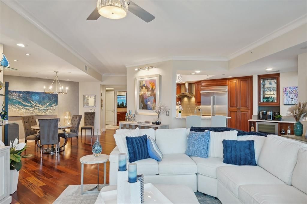 For Sale: $2,095,000 (2 beds, 2 baths, 2203 Square Feet)