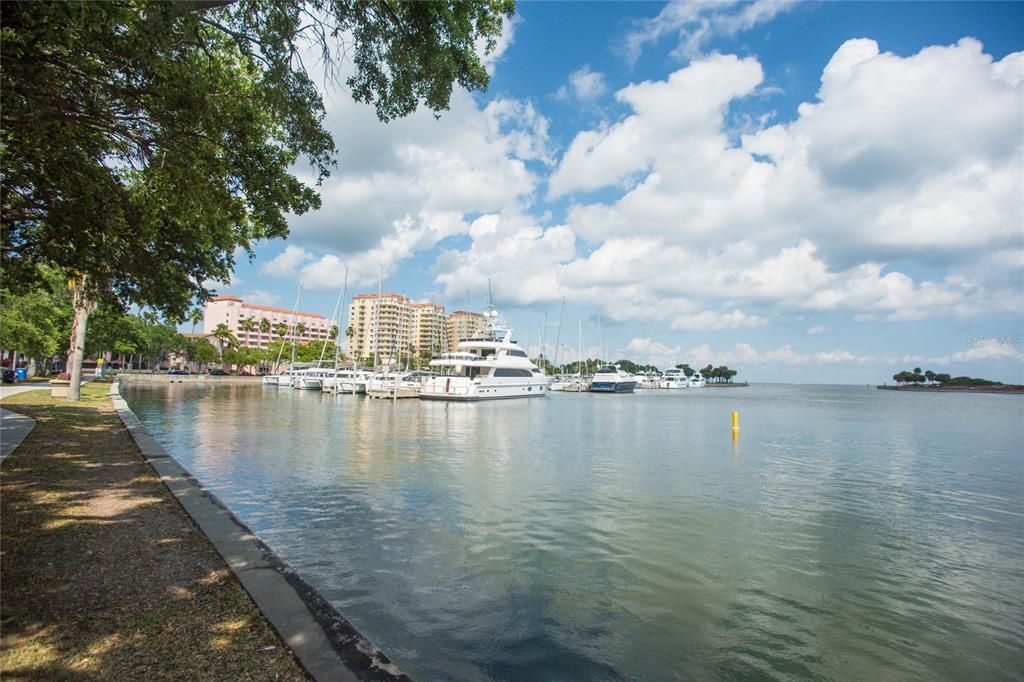 For Sale: $2,095,000 (2 beds, 2 baths, 2203 Square Feet)