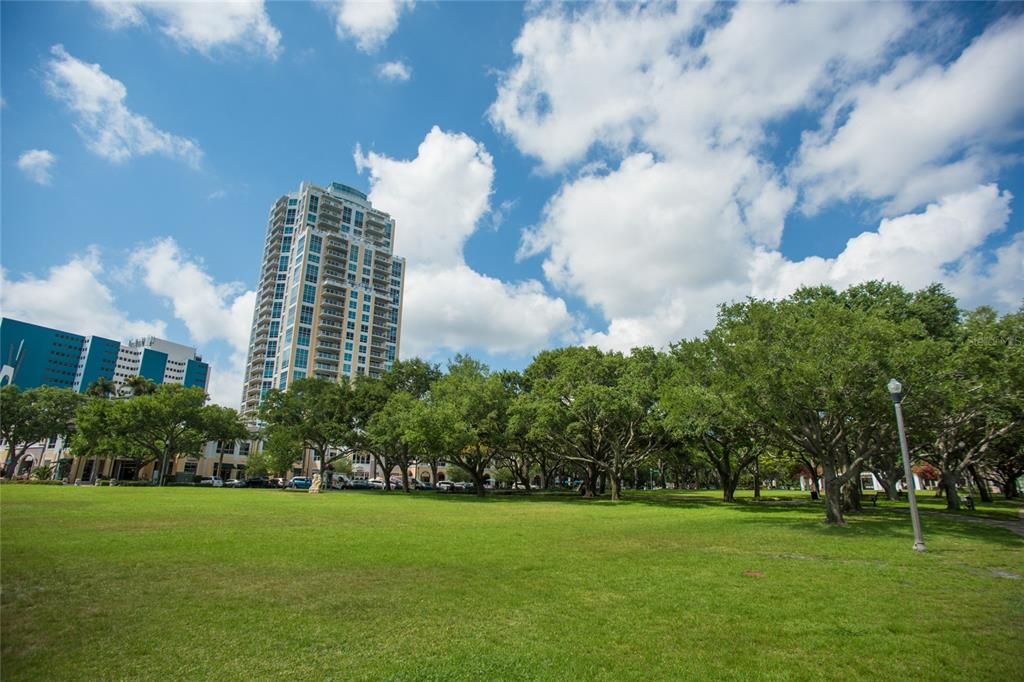 For Sale: $2,095,000 (2 beds, 2 baths, 2203 Square Feet)