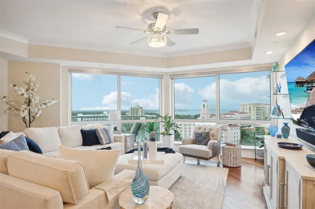 For Sale: $2,095,000 (2 beds, 2 baths, 2203 Square Feet)