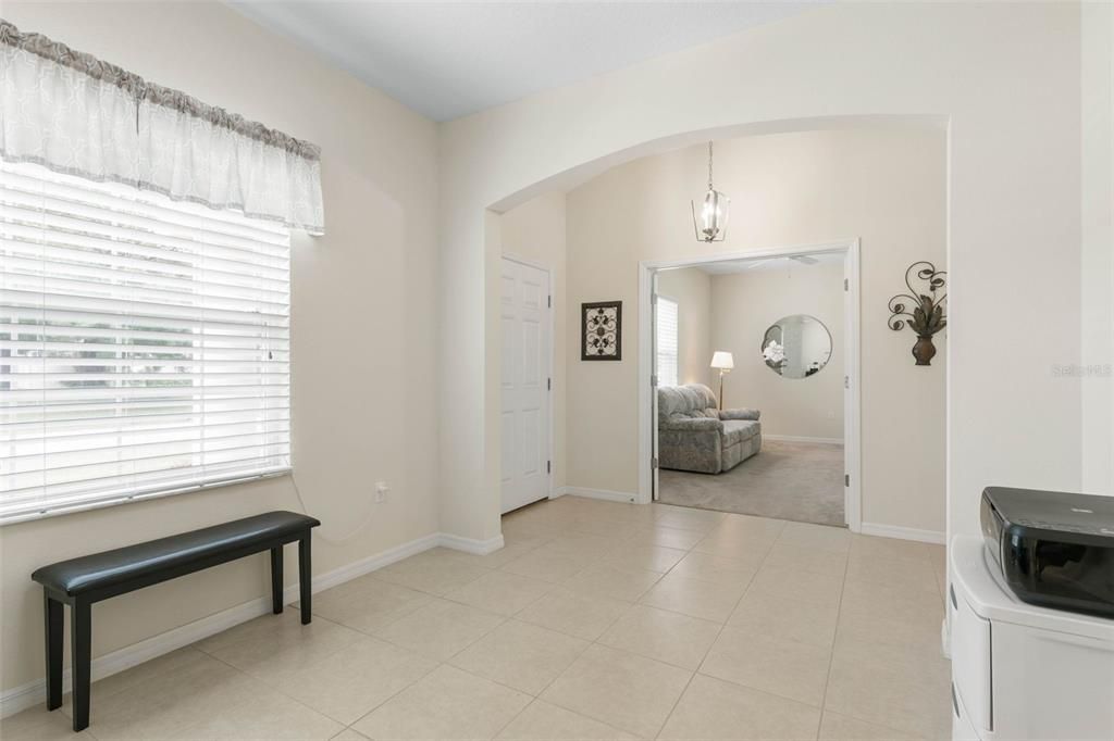 For Sale: $380,000 (3 beds, 2 baths, 2044 Square Feet)