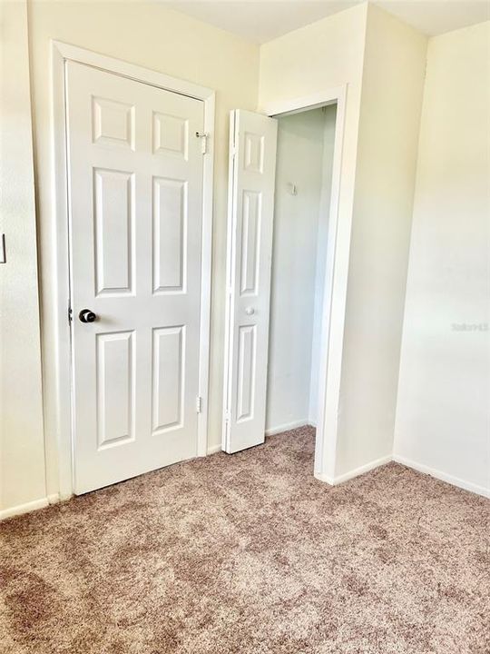 For Rent: $1,650 (3 beds, 2 baths, 893 Square Feet)