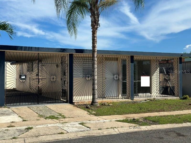 Recently Sold: $130,500 (3 beds, 2 baths, 1015 Square Feet)