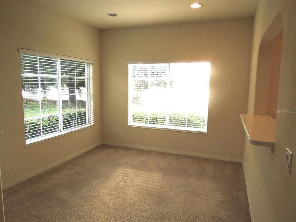 For Rent: $1,800 (3 beds, 2 baths, 1200 Square Feet)