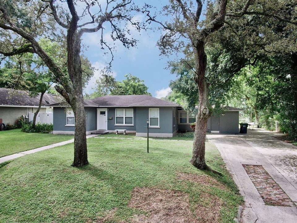 For Sale: $299,900 (4 beds, 2 baths, 1533 Square Feet)