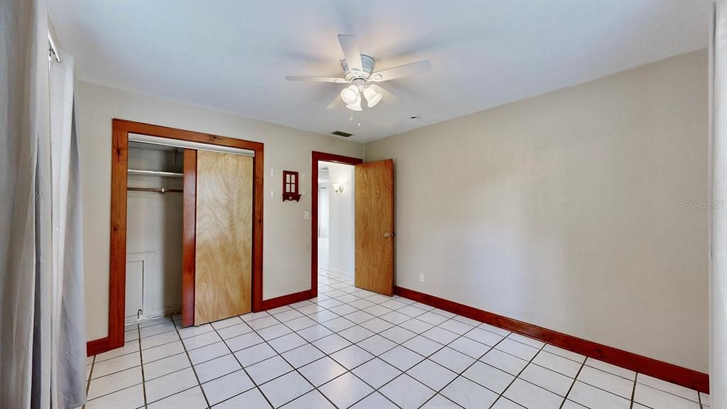 For Sale: $299,900 (4 beds, 2 baths, 1533 Square Feet)