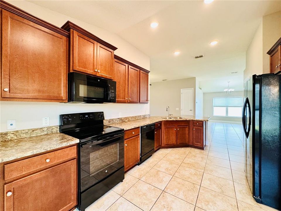 For Sale: $310,500 (3 beds, 2 baths, 1820 Square Feet)