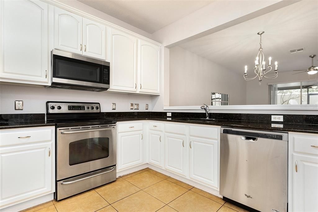 For Sale: $425,990 (3 beds, 2 baths, 1672 Square Feet)