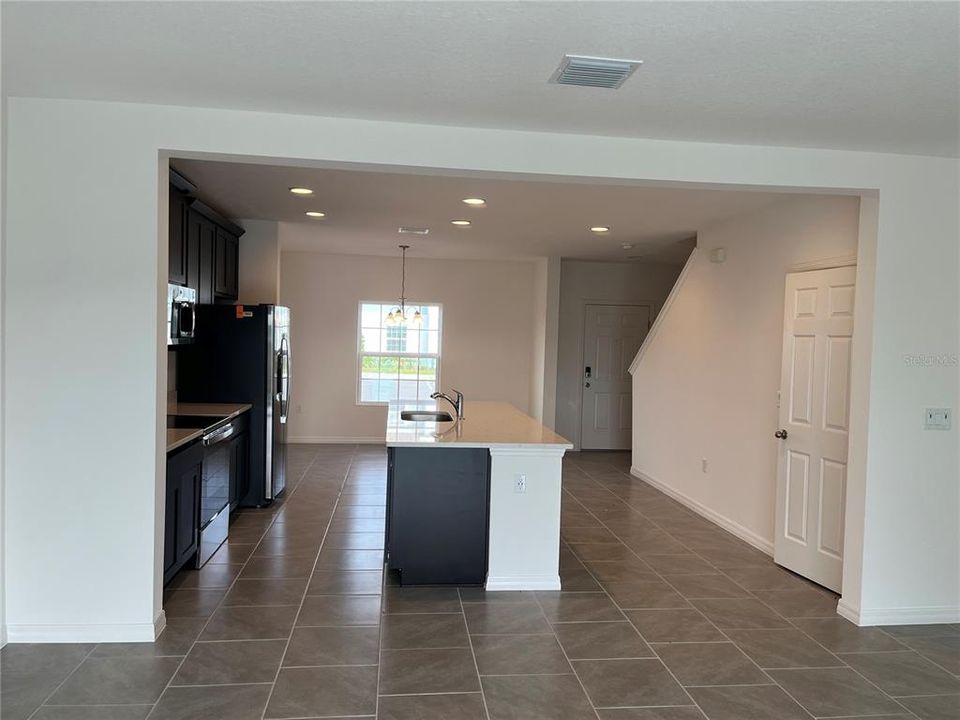 Kitchen / Dining Area