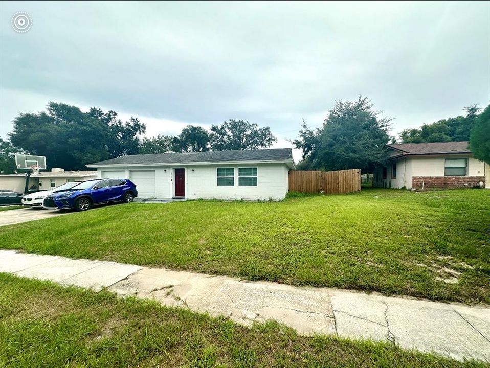 For Sale: $410,000 (3 beds, 2 baths, 1792 Square Feet)