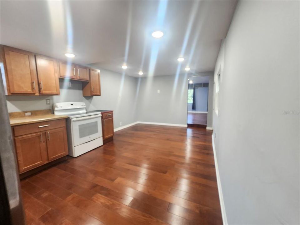 For Rent: $1,950 (2 beds, 2 baths, 648 Square Feet)