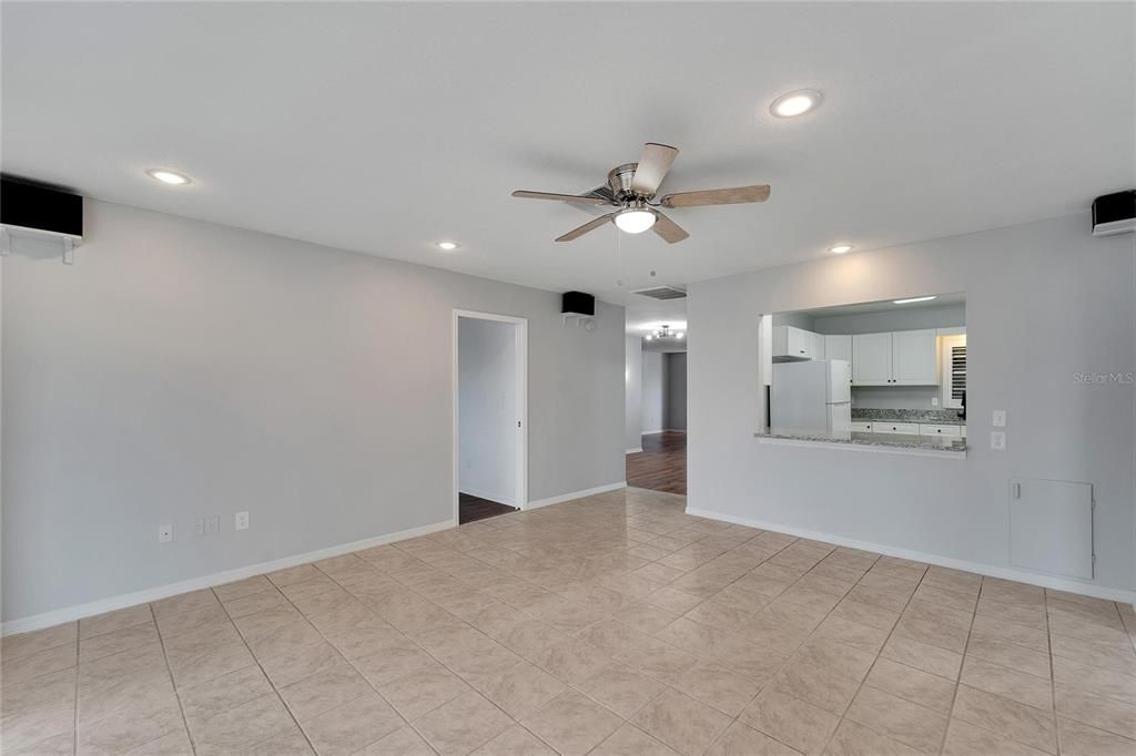 For Rent: $1,995 (2 beds, 2 baths, 1860 Square Feet)