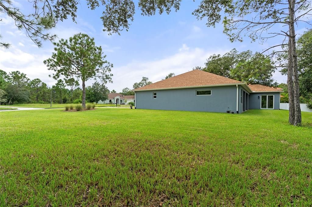 For Sale: $650,000 (4 beds, 3 baths, 2743 Square Feet)