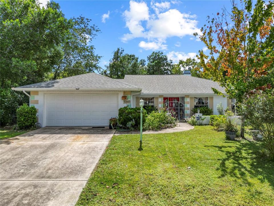 For Sale: $400,000 (3 beds, 2 baths, 1992 Square Feet)