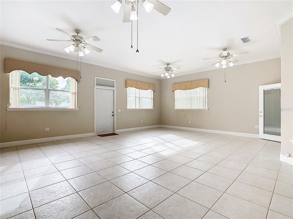 For Sale: $409,900 (3 beds, 2 baths, 2067 Square Feet)