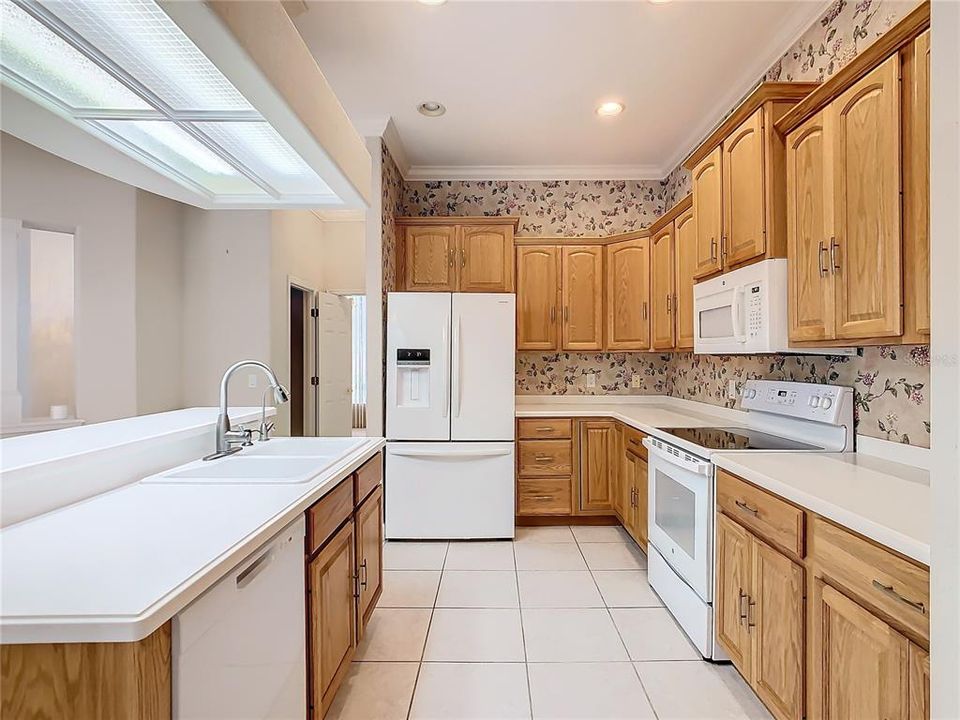 For Sale: $409,900 (3 beds, 2 baths, 2067 Square Feet)