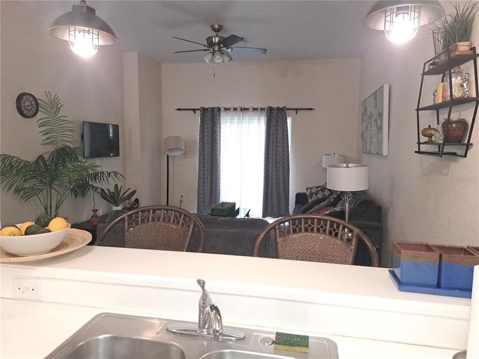 En Venta: $217,000 (3 camas, 2 baños, 1227 Pies cuadrados)