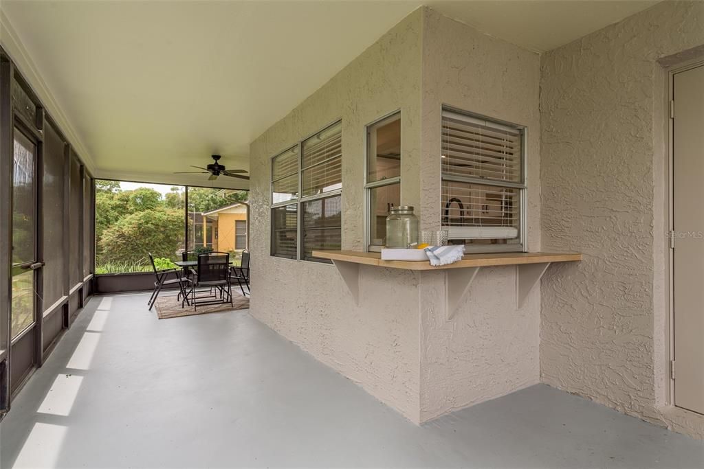 Active With Contract: $339,900 (3 beds, 2 baths, 1300 Square Feet)