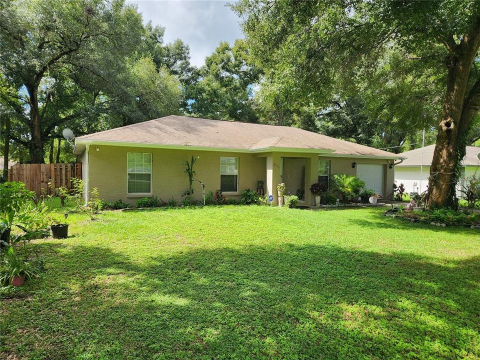 For Sale: $249,000 (3 beds, 2 baths, 1176 Square Feet)