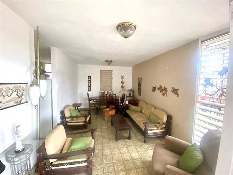 En Venta: $215,000 (3 camas, 1 baños, 1616 Pies cuadrados)