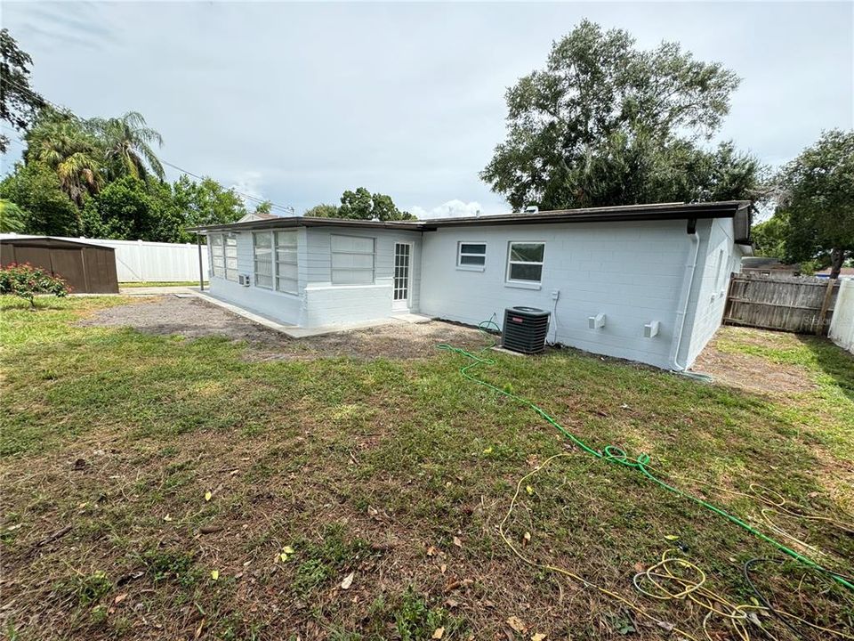 For Sale: $399,000 (4 beds, 3 baths, 2106 Square Feet)