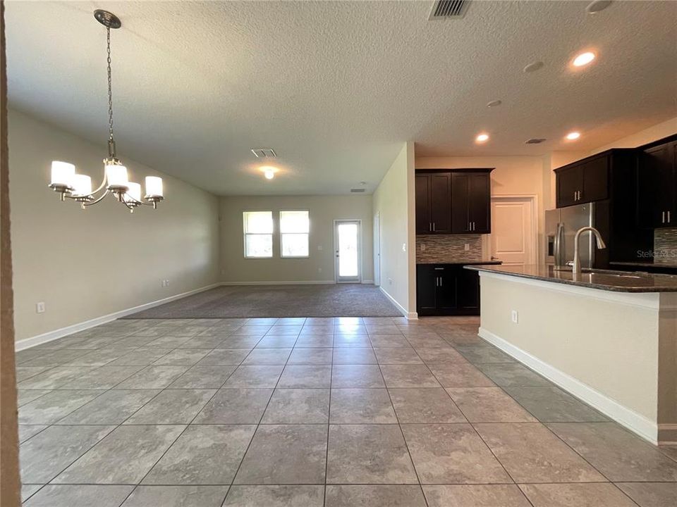 For Rent: $2,795 (4 beds, 3 baths, 2112 Square Feet)