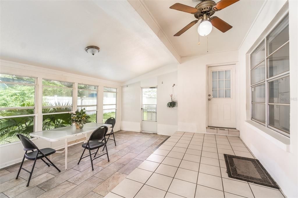 Active With Contract: $575,000 (4 beds, 3 baths, 2091 Square Feet)