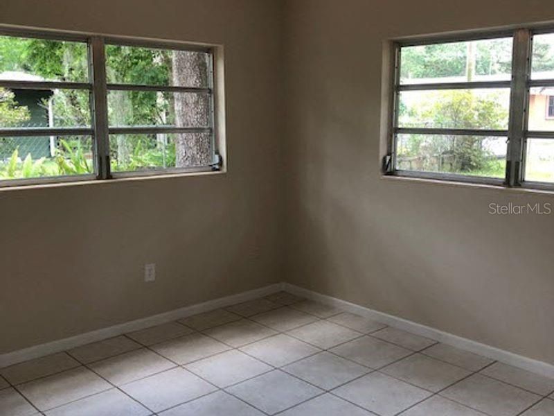 For Sale: $239,000 (3 beds, 2 baths, 1528 Square Feet)