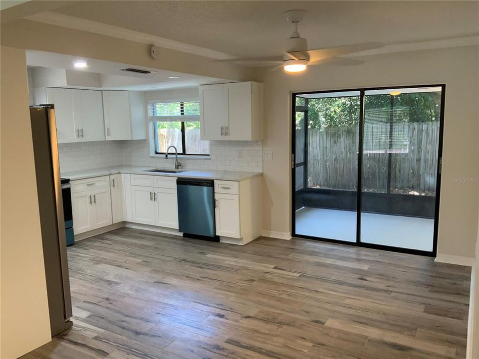 For Rent: $2,850 (3 beds, 2 baths, 1239 Square Feet)