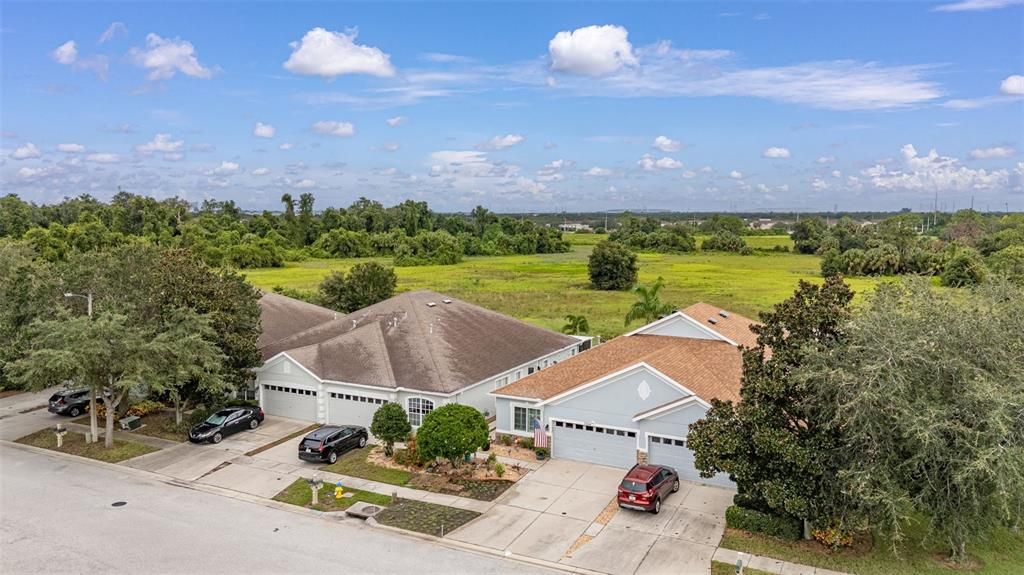 For Sale: $325,000 (3 beds, 2 baths, 1487 Square Feet)