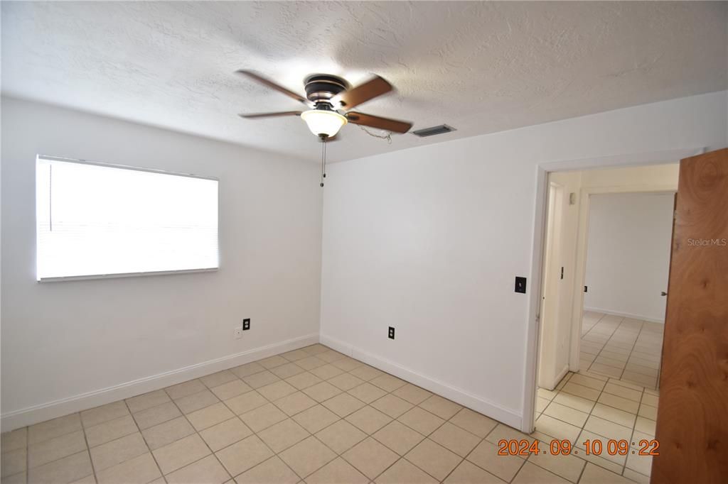 For Rent: $1,550 (2 beds, 1 baths, 1056 Square Feet)