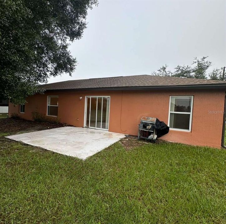 For Rent: $1,695 (3 beds, 2 baths, 1396 Square Feet)