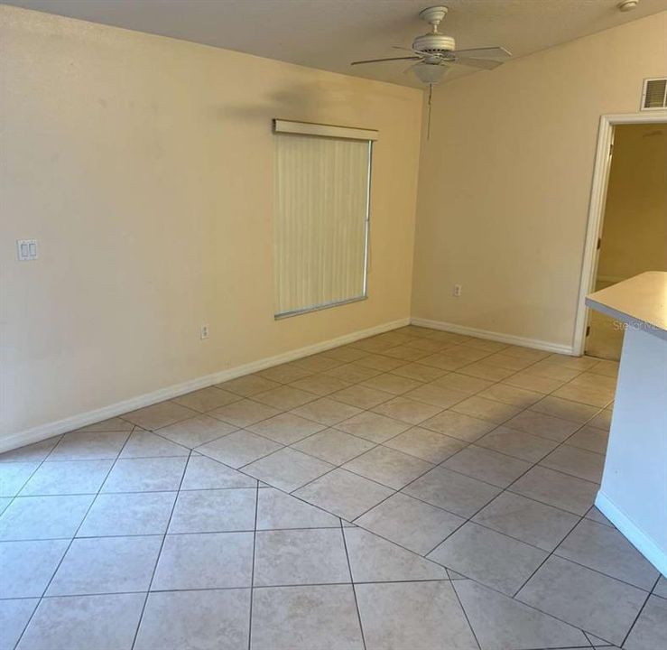 For Rent: $1,695 (3 beds, 2 baths, 1396 Square Feet)