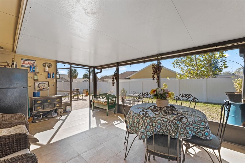 For Sale: $425,000 (3 beds, 2 baths, 1545 Square Feet)