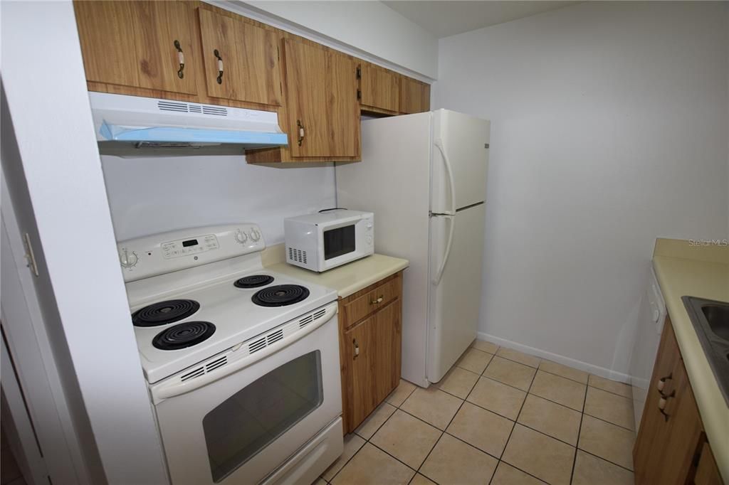 For Rent: $1,600 (2 beds, 2 baths, 851 Square Feet)