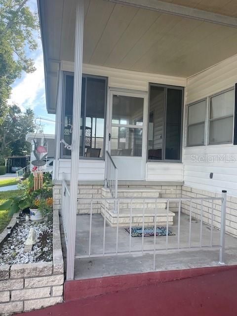 SCREENED PATIO ENTRANCE