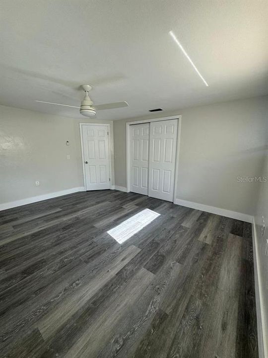 For Rent: $1,600 (3 beds, 1 baths, 1392 Square Feet)