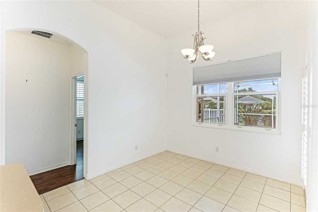 For Sale: $475,000 (3 beds, 2 baths, 1590 Square Feet)