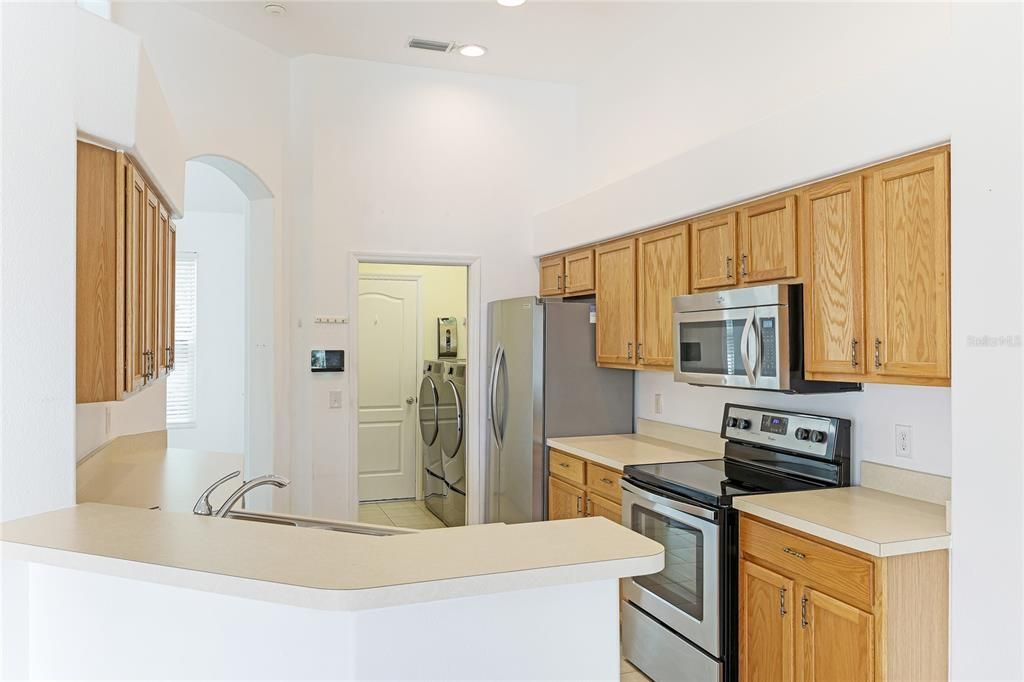 For Sale: $475,000 (3 beds, 2 baths, 1590 Square Feet)