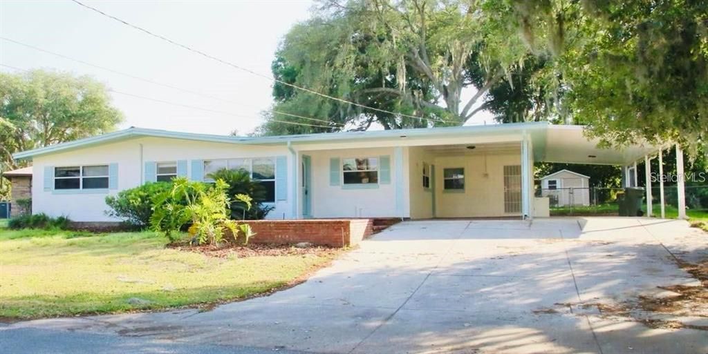 For Rent: $1,950 (3 beds, 2 baths, 1726 Square Feet)