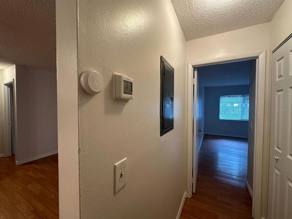 For Sale: $195,000 (2 beds, 2 baths, 1126 Square Feet)