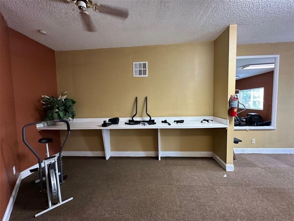 For Sale: $195,000 (2 beds, 2 baths, 1126 Square Feet)