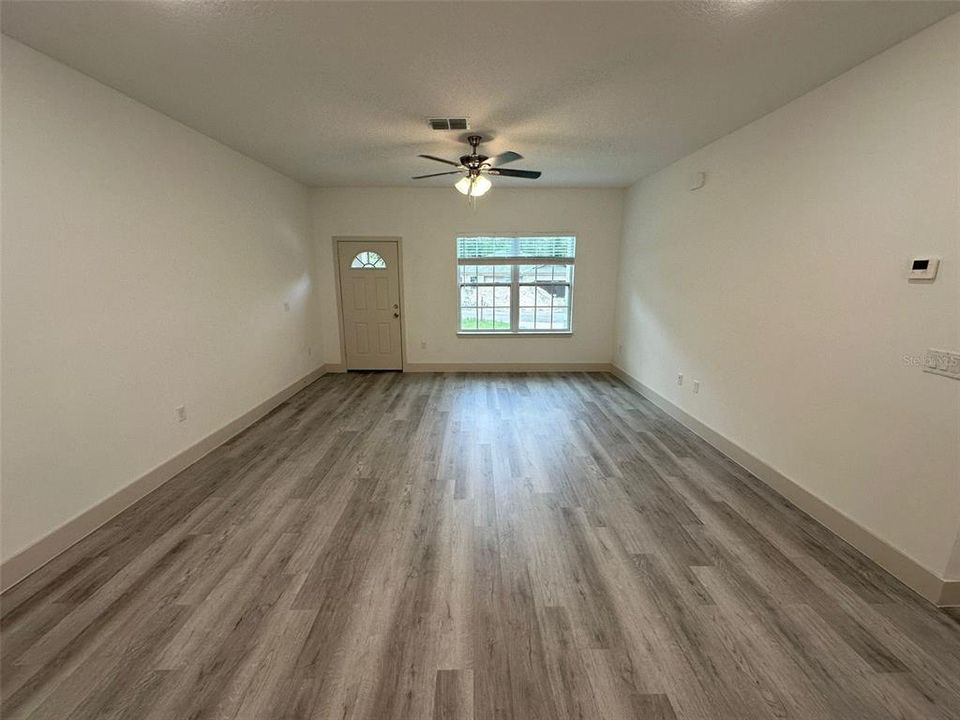 For Rent: $2,000 (4 beds, 2 baths, 1679 Square Feet)