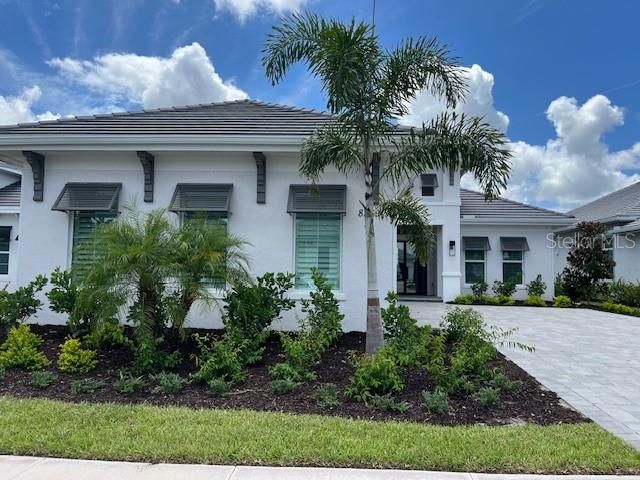 Recently Sold: $1,570,910 (3 beds, 2 baths, 2431 Square Feet)