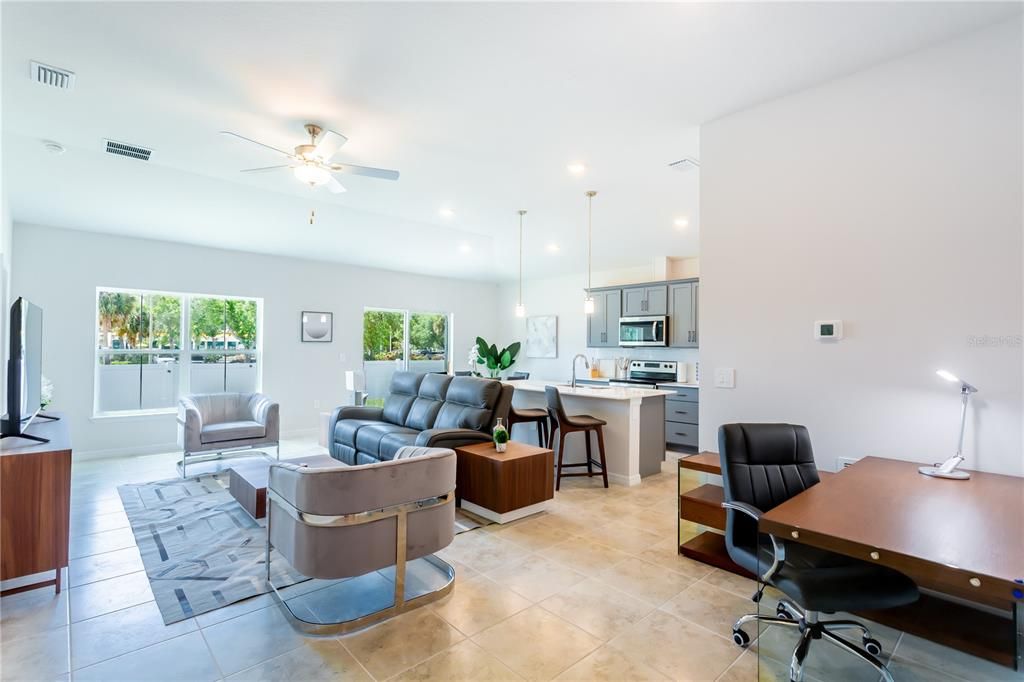 For Sale: $349,000 (3 beds, 2 baths, 1351 Square Feet)