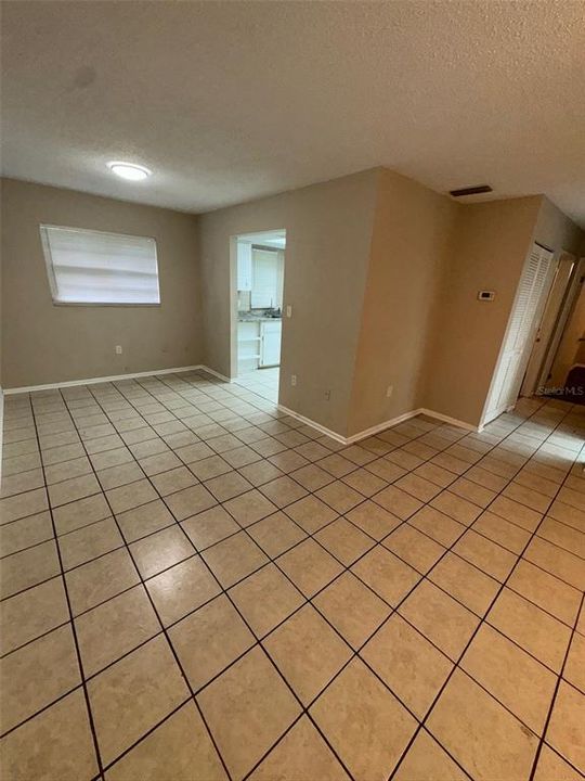 For Rent: $1,249 (2 beds, 2 baths, 900 Square Feet)