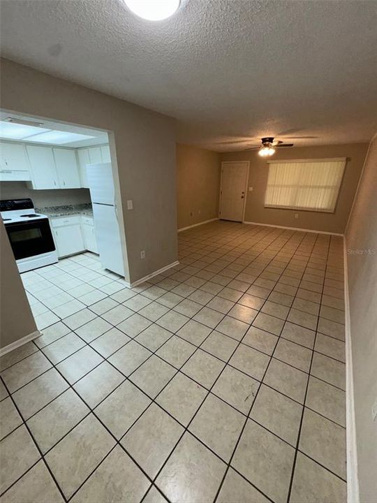 For Rent: $1,249 (2 beds, 2 baths, 900 Square Feet)