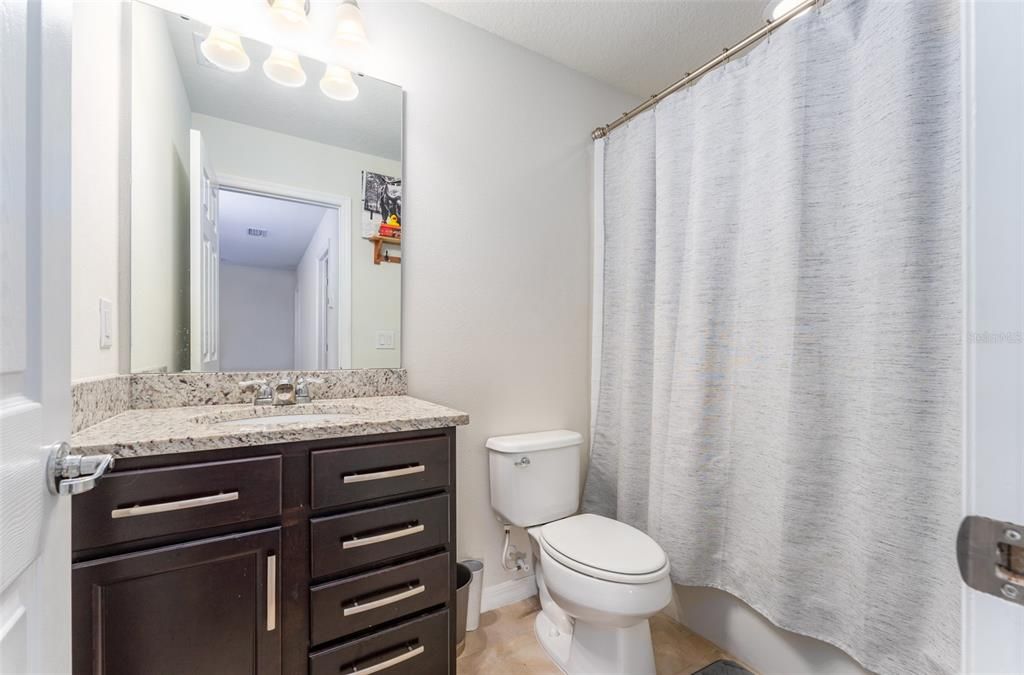 Full bathroom in loft