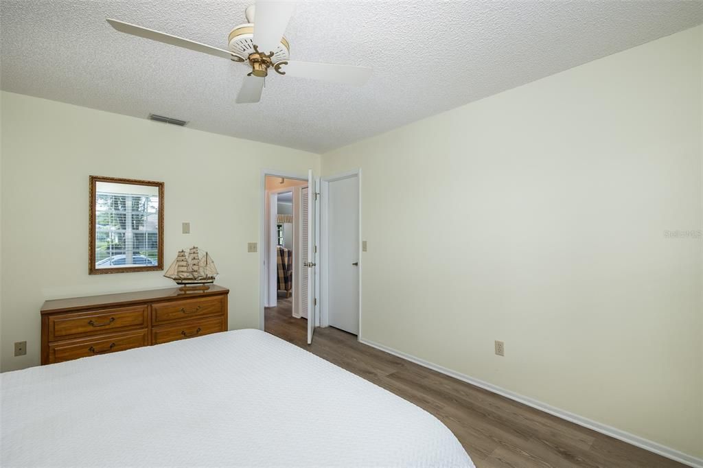 For Sale: $445,000 (2 beds, 2 baths, 1654 Square Feet)