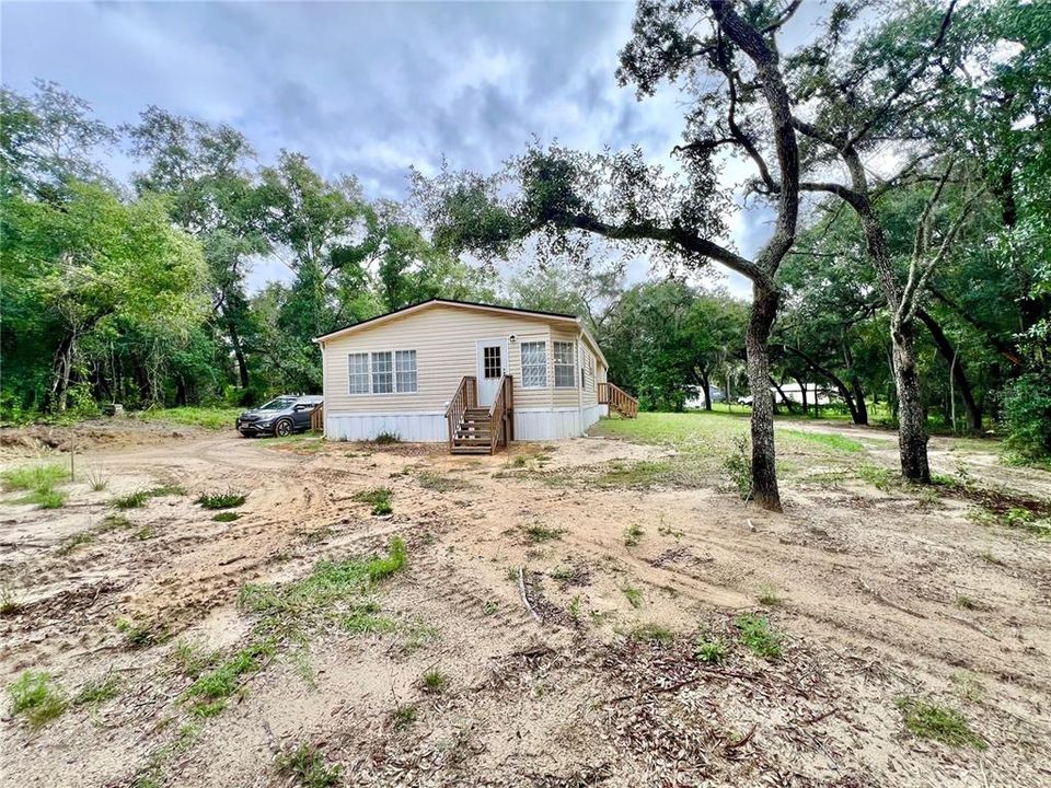 For Sale: $209,900 (3 beds, 2 baths, 1560 Square Feet)